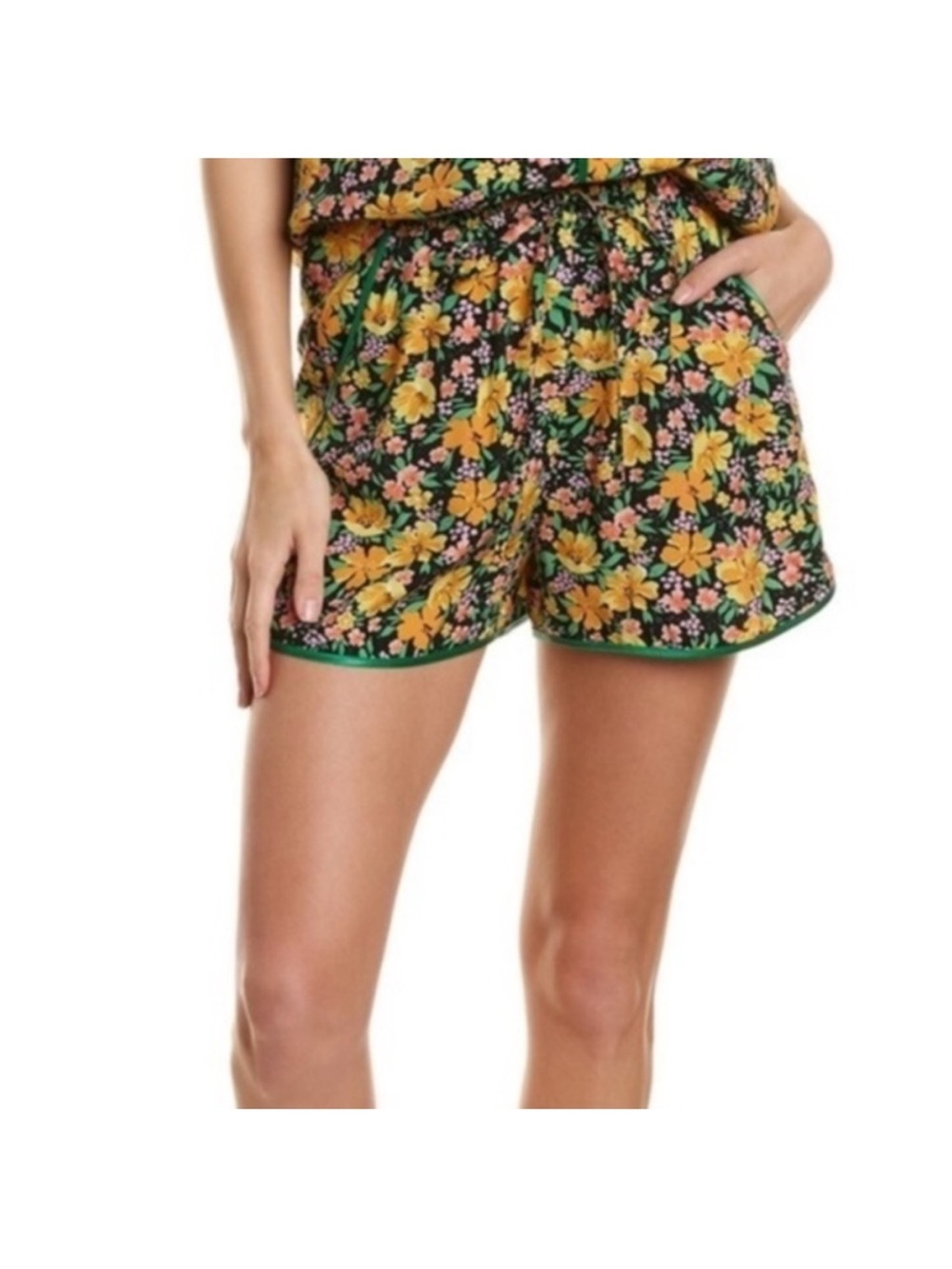 Maje Ikael Piped Floral Shorts Satin Piping
Pockets Size 36 Small